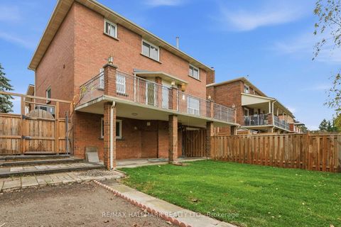 Photo 30 at 44 Olympia Gate, East Woodbridge, Vaughan
