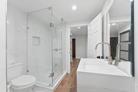 Photo 32 at 44 Olympia Gate, East Woodbridge, Vaughan