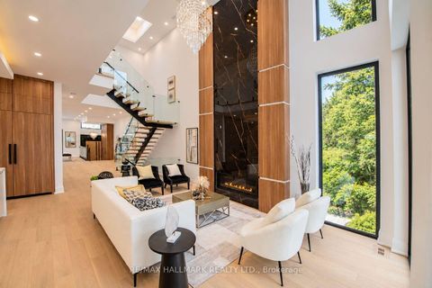 Photo 4 at 52 Wildwood Avenue, Oak Ridges Lake Wilcox, Richmond Hill