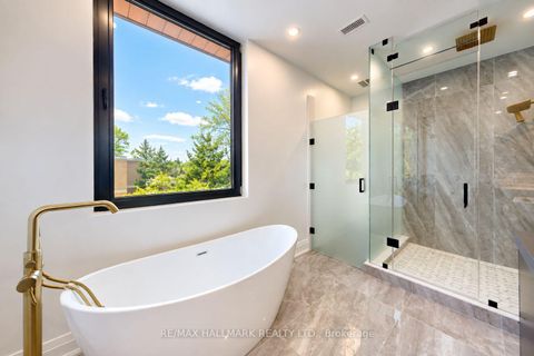 Photo 12 at 52 Wildwood Avenue, Oak Ridges Lake Wilcox, Richmond Hill