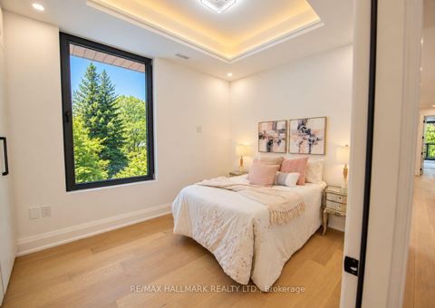 Photo 13 at 52 Wildwood Avenue, Oak Ridges Lake Wilcox, Richmond Hill