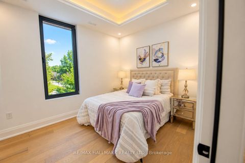 Photo 14 at 52 Wildwood Avenue, Oak Ridges Lake Wilcox, Richmond Hill
