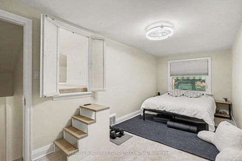 Photo 12 at 28 Inverleigh Drive, Queensway, Toronto