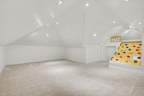 Photo 15 at 28 Inverleigh Drive, Queensway, Toronto
