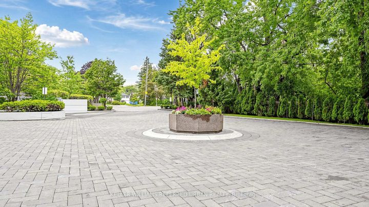 Photo 1 at 5 - 1 Watergarden Way, Bayview Village, Toronto