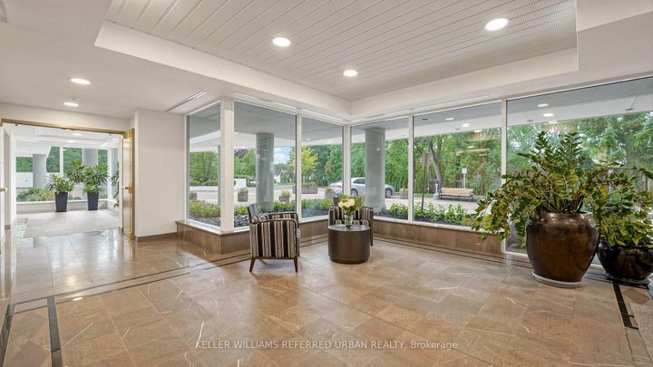 Photo 2 at 5 - 1 Watergarden Way, Bayview Village, Toronto