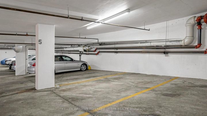 Photo 23 at 5 - 1 Watergarden Way, Bayview Village, Toronto