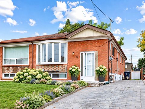 Photo 1 at 16 Avis Crescent, Parkview, Toronto