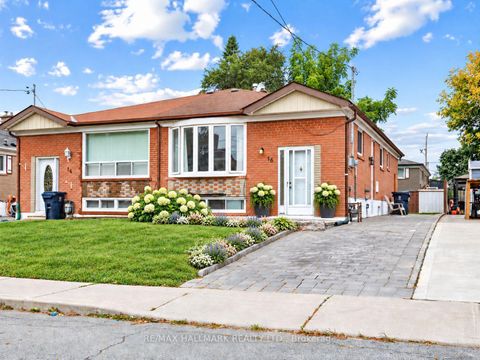 Photo 3 at 16 Avis Crescent, Parkview, Toronto