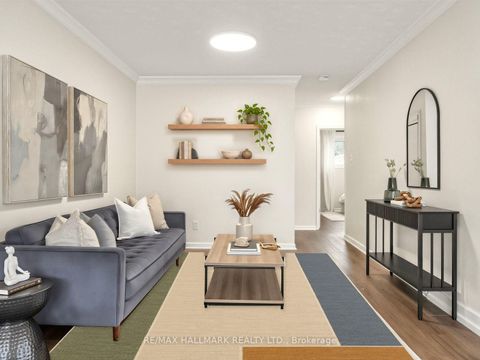 Photo 4 at 16 Avis Crescent, Parkview, Toronto
