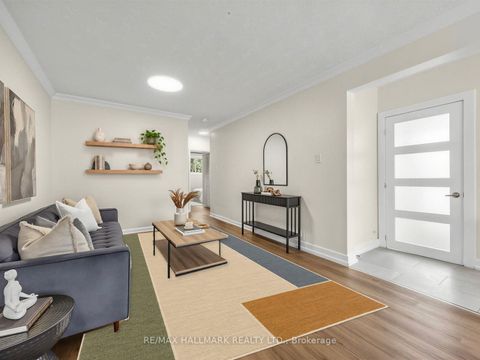 Photo 7 at 16 Avis Crescent, Parkview, Toronto