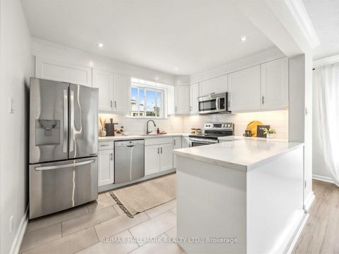 Photo 13 at 16 Avis Crescent, Parkview, Toronto