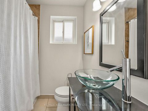 Photo 20 at 16 Avis Crescent, Parkview, Toronto