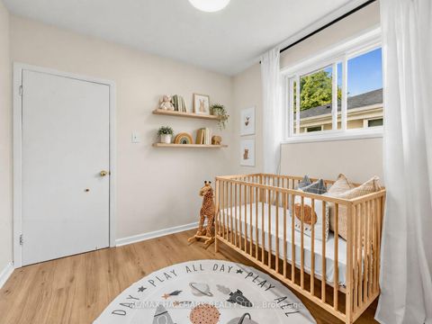 Photo 25 at 16 Avis Crescent, Parkview, Toronto