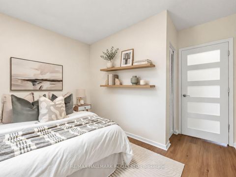 Photo 27 at 16 Avis Crescent, Parkview, Toronto