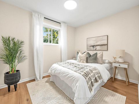 Photo 28 at 16 Avis Crescent, Parkview, Toronto