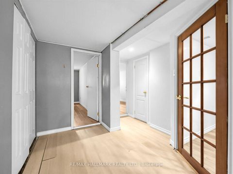 Photo 33 at 16 Avis Crescent, Parkview, Toronto