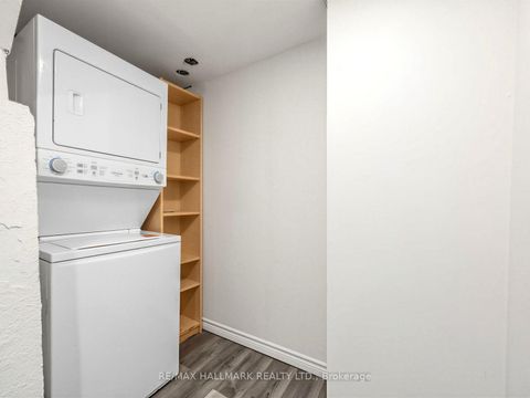 Photo 34 at 16 Avis Crescent, Parkview, Toronto