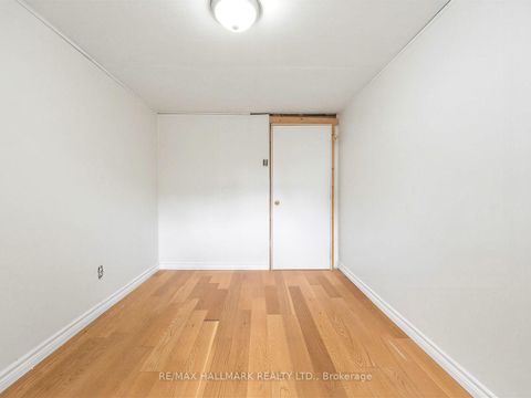 Photo 40 at 16 Avis Crescent, Parkview, Toronto