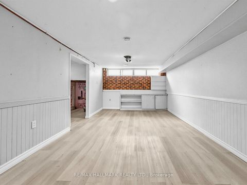 Photo 41 at 16 Avis Crescent, Parkview, Toronto
