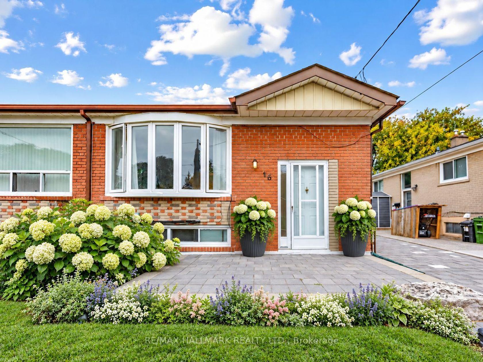 16 Avis Crescent, Parkview, Toronto 