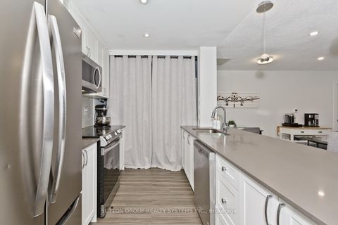 Photo 11 at 311 - 4198 Dundas Street W, Humber Valley, Toronto