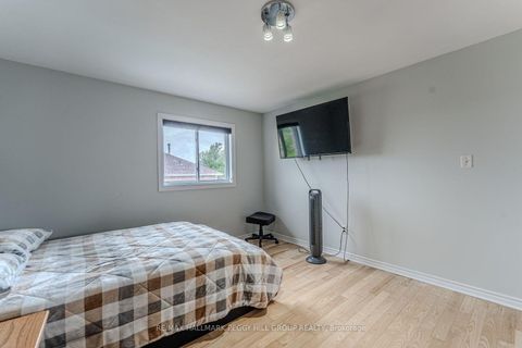 Photo 12 at 66 Raquel Street, Painswick South, Barrie