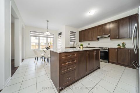 Photo 12 at 67 Ten Pines Road, Kleinburg, Vaughan