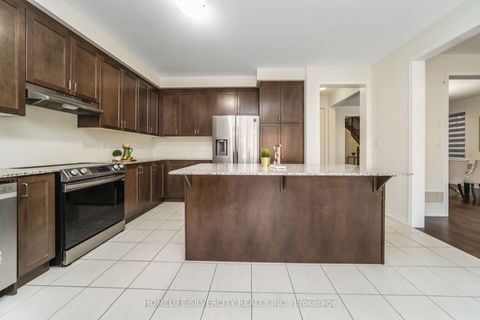 Photo 14 at 67 Ten Pines Road, Kleinburg, Vaughan