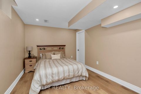 Photo 33 at 47 Northview Crescent, Northwest, Barrie