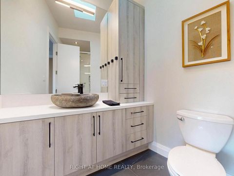Photo 18 at 386 Rosewell Avenue, Lawrence Park South, Toronto