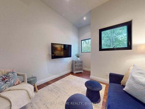 Photo 22 at 386 Rosewell Avenue, Lawrence Park South, Toronto