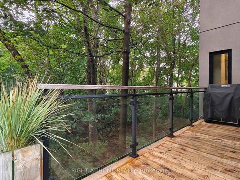 Photo 33 at 386 Rosewell Avenue, Lawrence Park South, Toronto