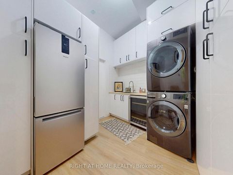 Photo 39 at 386 Rosewell Avenue, Lawrence Park South, Toronto
