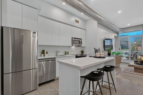 Photo 12 at 330 - 510 King Street E, Moss Park, Toronto