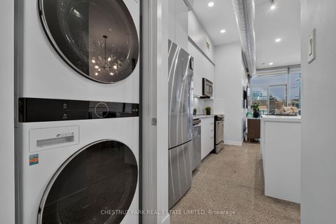 Photo 14 at 330 - 510 King Street E, Moss Park, Toronto