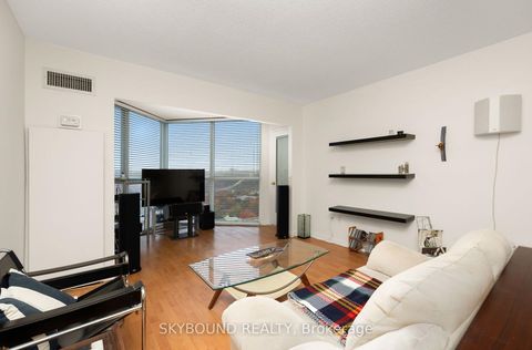 Photo 10 at 2706 - 5 Concorde Place, Don Mills, Toronto