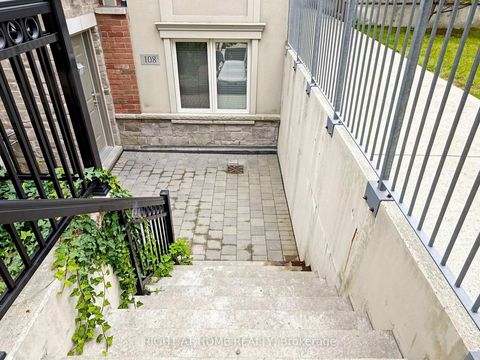 Photo 3 at 108 - 17 Coneflower Crescent, Branson, Toronto
