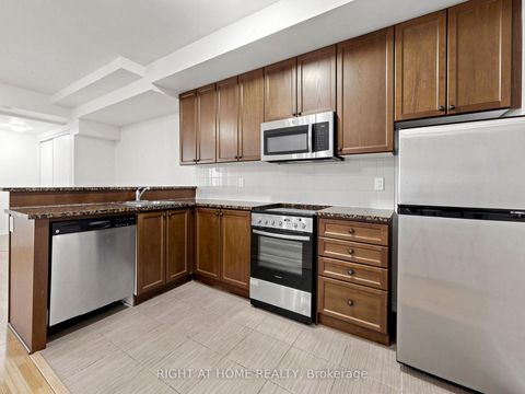 Photo 17 at 108 - 17 Coneflower Crescent, Branson, Toronto