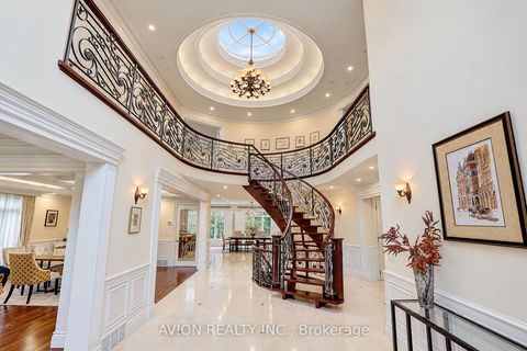 Photo 2 at 28 Tally Lane, Bayview Village, Toronto