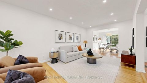 Photo 3 at 4 Ashstead Place, Don Valley Village, Toronto