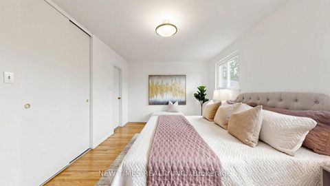 Photo 21 at 4 Ashstead Place, Don Valley Village, Toronto