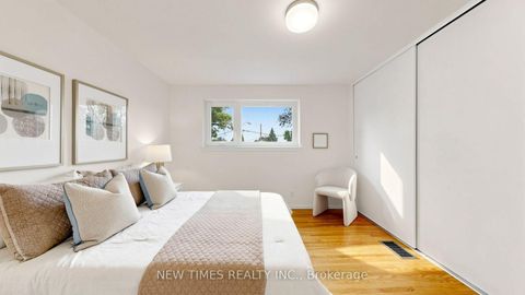 Photo 24 at 4 Ashstead Place, Don Valley Village, Toronto