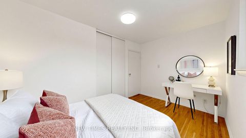 Photo 28 at 4 Ashstead Place, Don Valley Village, Toronto
