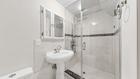 Photo 39 at 4 Ashstead Place, Don Valley Village, Toronto