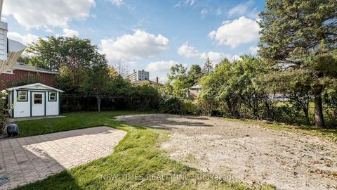Photo 43 at 4 Ashstead Place, Don Valley Village, Toronto