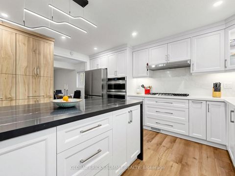 Photo 14 at 17 Amboy Road, Morningside, Toronto