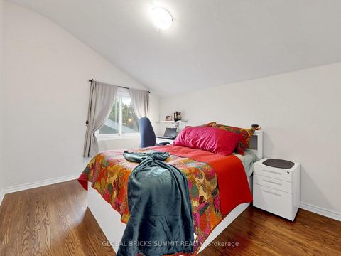 Photo 20 at 17 Amboy Road, Morningside, Toronto