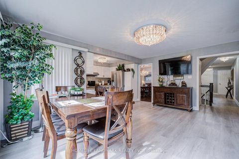 Photo 12 at 48 Purcell Square, Steeles, Toronto