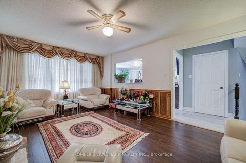 Photo 17 at 48 Purcell Square, Steeles, Toronto